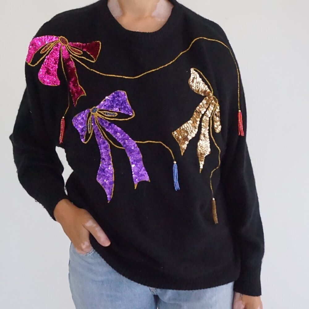 Vintage Silvercord Black Sequin Bow Embellished Silk Blend Sweater Grandmacore L